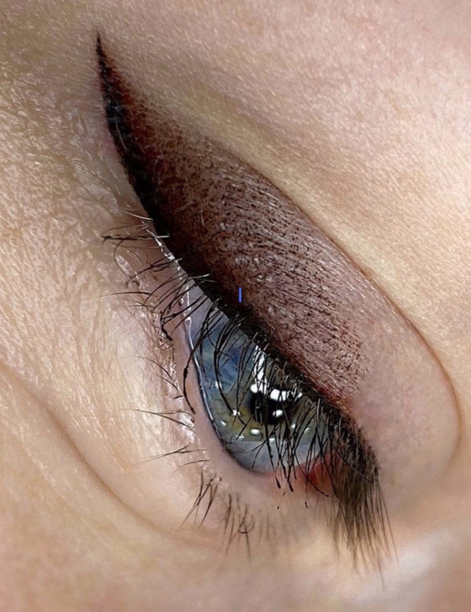 Lidstrich – ausdrucksstarker Eyeliner-Look aus der Nähe bei Finest Faces Bremen